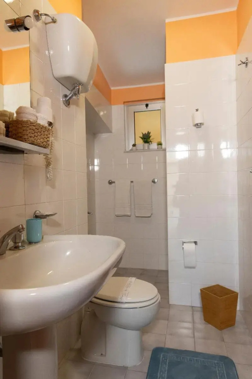1 Bedroom Standard Quadruple Family room