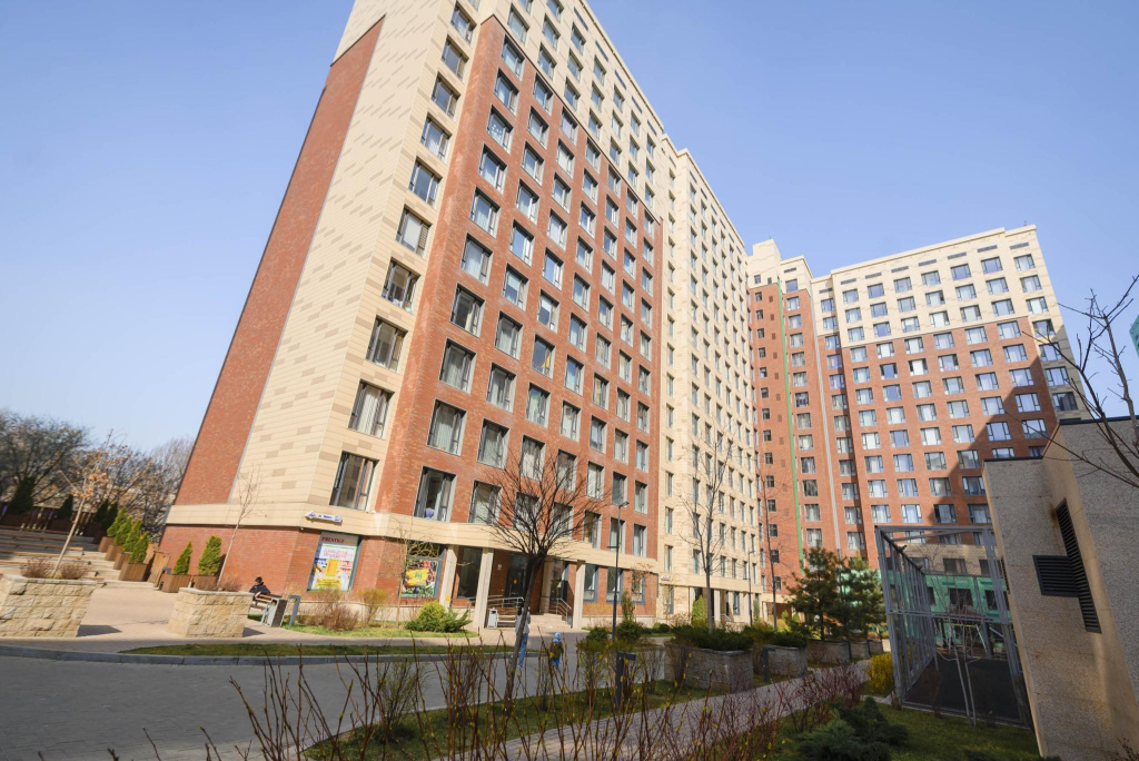 Almaty Apartments (Almaty Apartments) on Manasa Street 22/2 block 7