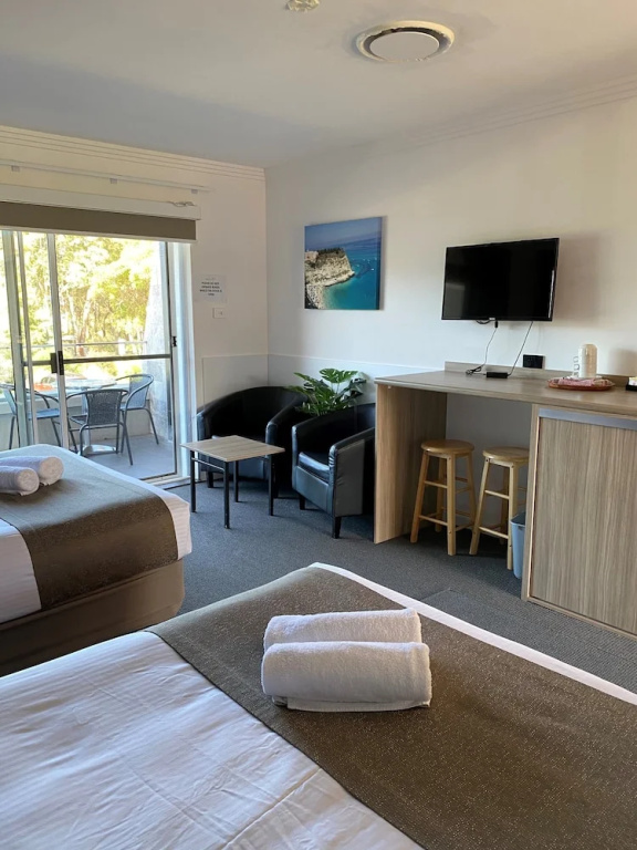 Superior Double room with balcony and with bay view (twin beds)