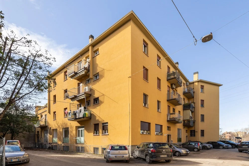 Menganti White Apartment by Wonderful Italy