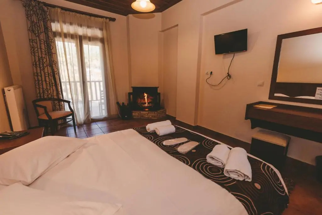 Double room with mountain view (twin beds)
