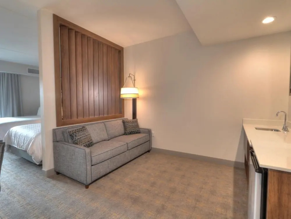 Quadruple Suite