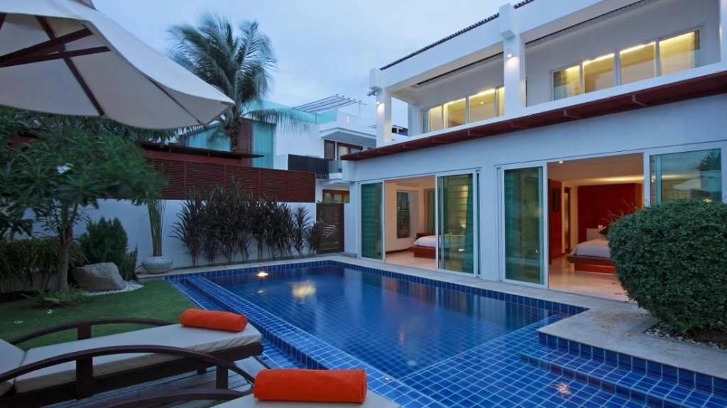 Курортный отель La Flora Resort Patong — фото