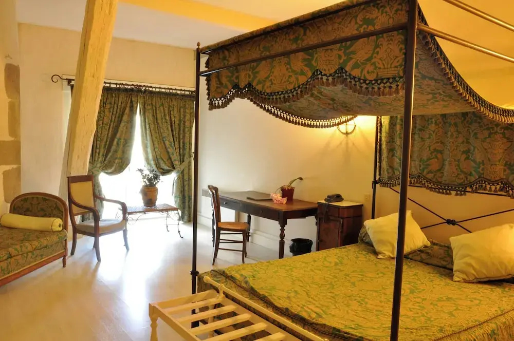 Classic room