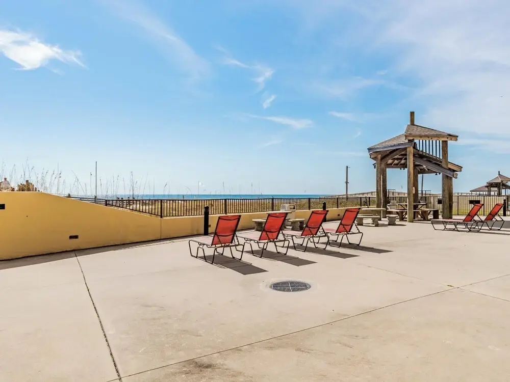 Phoenix III #3034 - Beachside Bliss