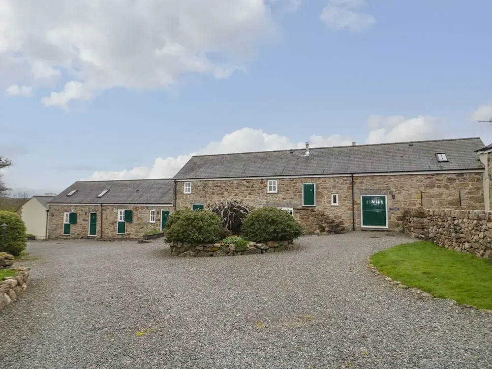 No 2 The Stables