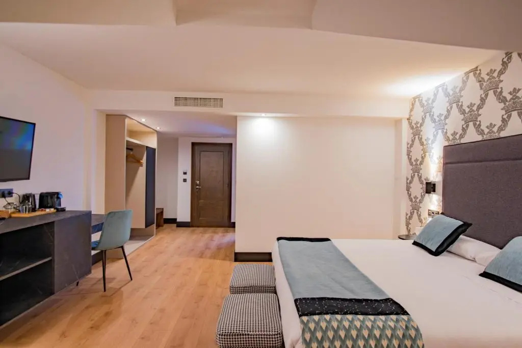 Superior room