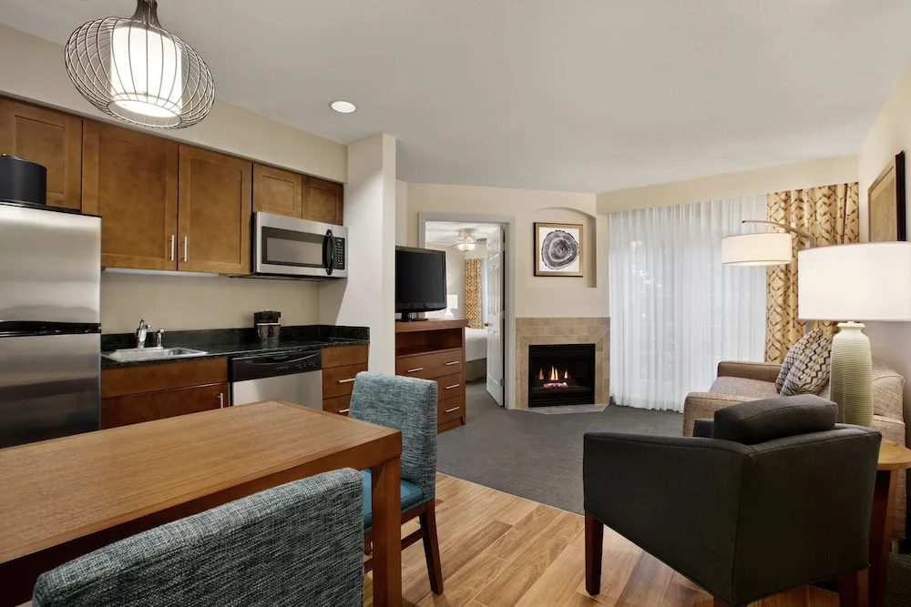 Homewood Suites by Hilton Kansas City-Airport - Chambres