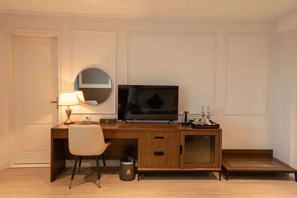 Rex Quang Binh Hotel — 4