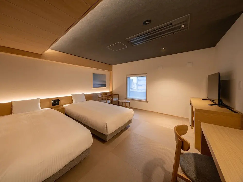 Premier room