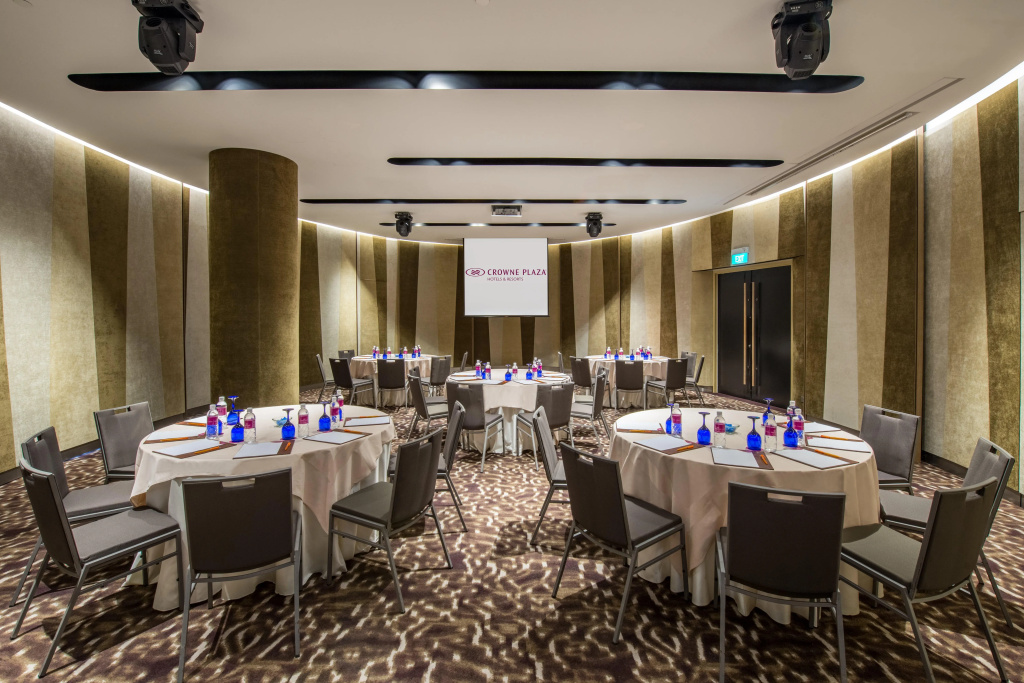 Crowne Plaza Changi Airport by IHG - фото 23