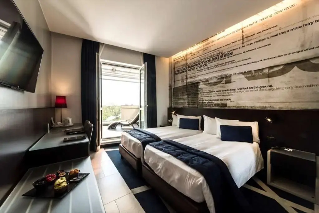 Hotel photo 9