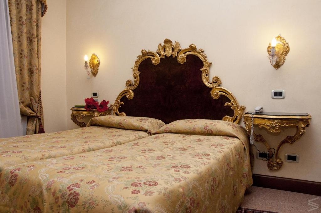 Classic Double room (full double bed) (bed type is subject to availability)