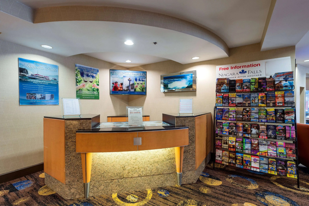 Howard Johnson Plaza by Wyndham by the Falls Niagara Falls - Général