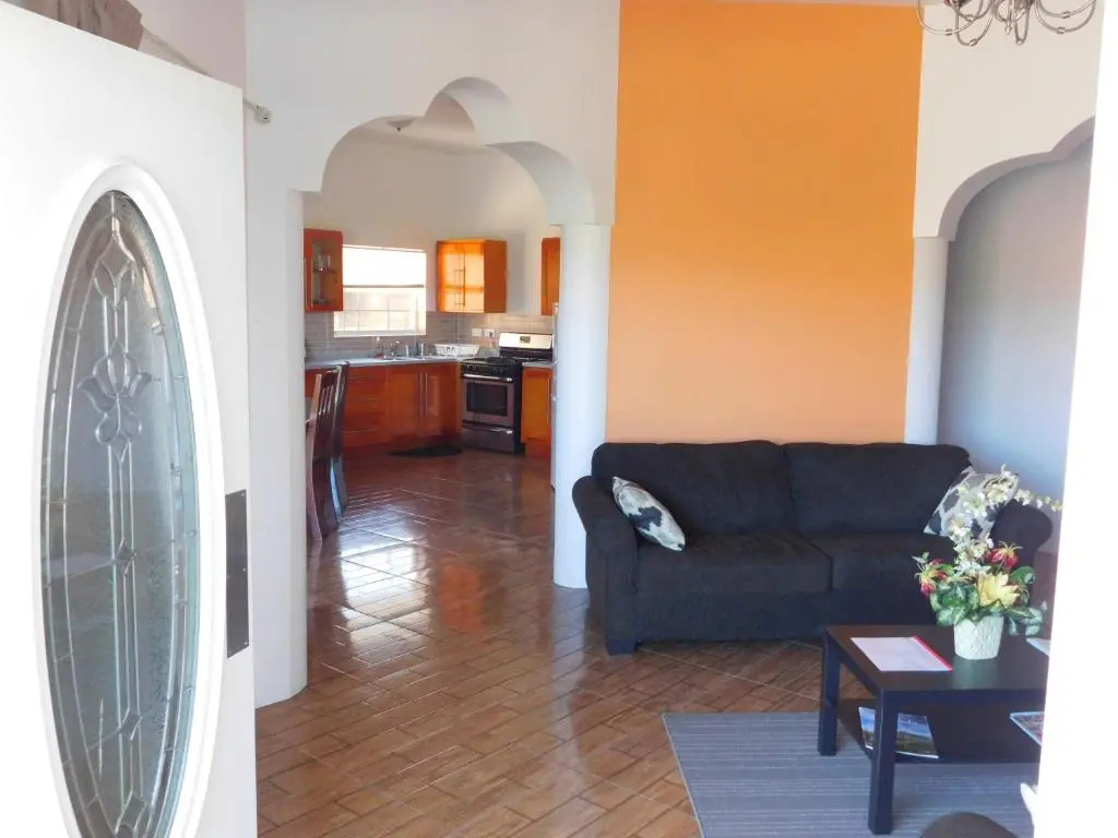 2 Bedrooms Apartment with sea view