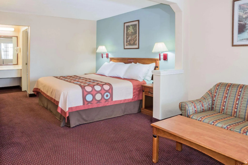Standard Double Basement room (full double bed)