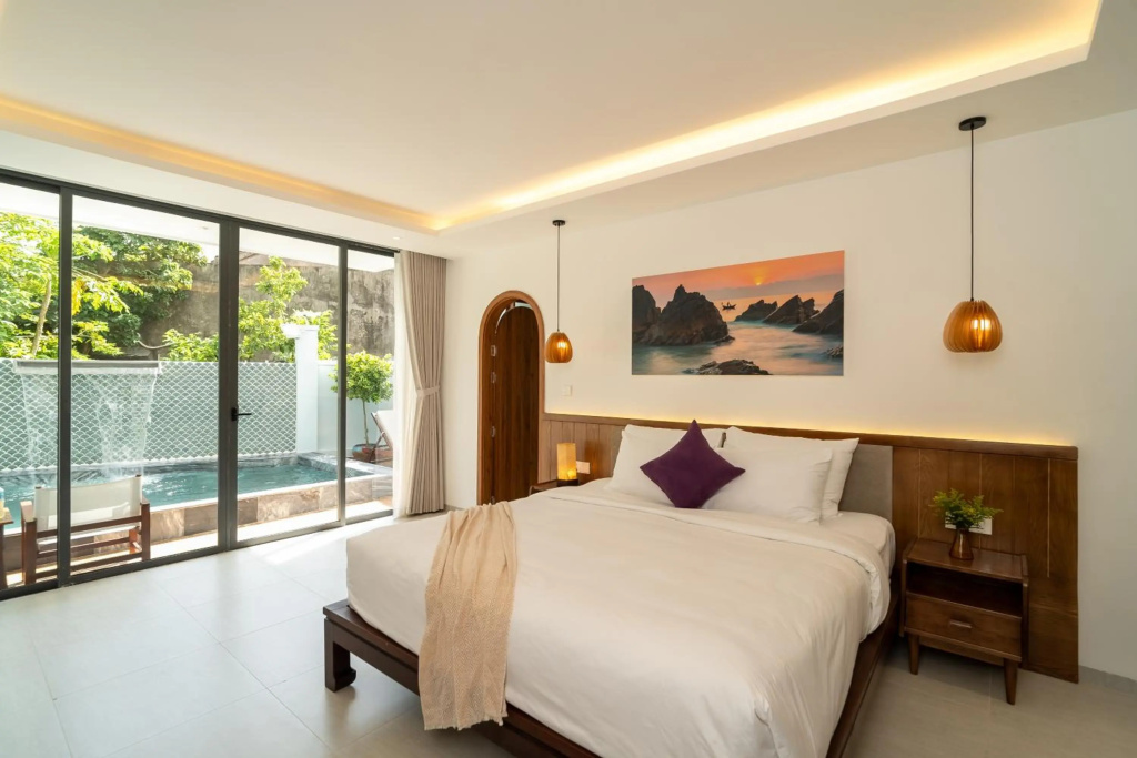 Shoreline Stay in Da Nang