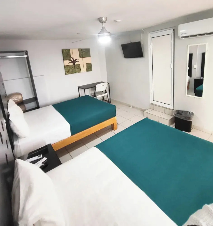 Comfort Quadruple room with balcony