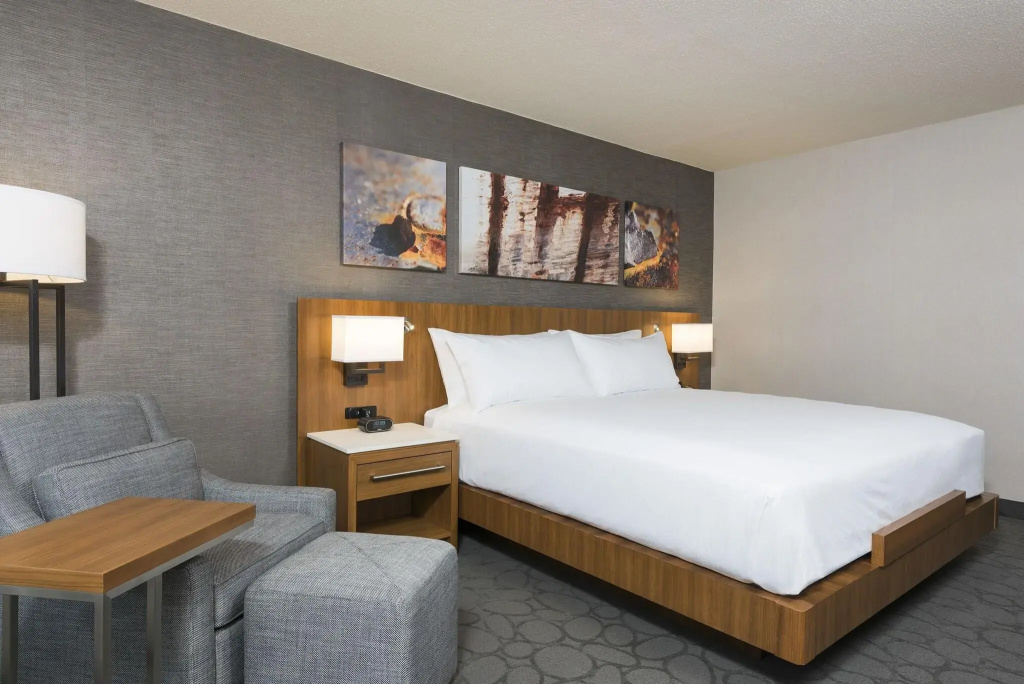 Sonesta Hotel Grand Rapids Airport - фото 27