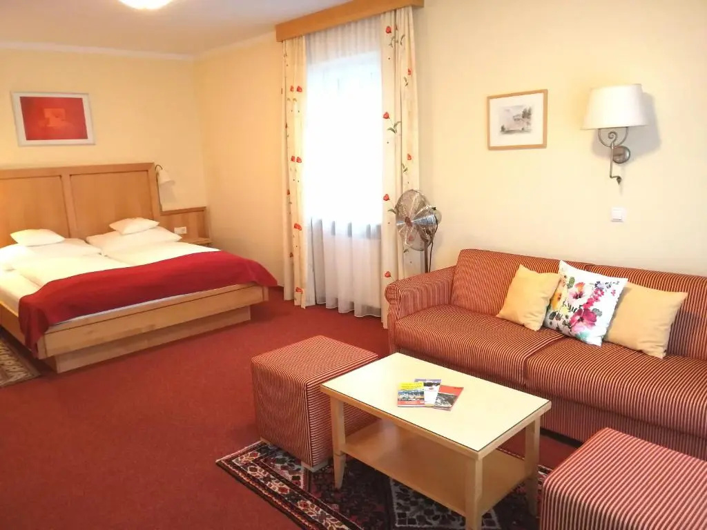 Katrin Pension - Chambres
