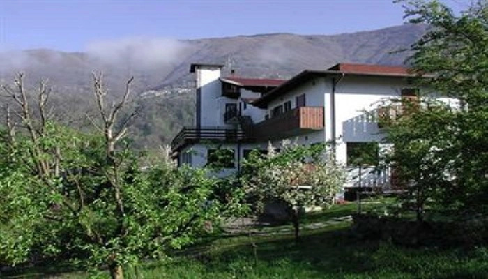 Hotel Ristorante Sassi Rossi