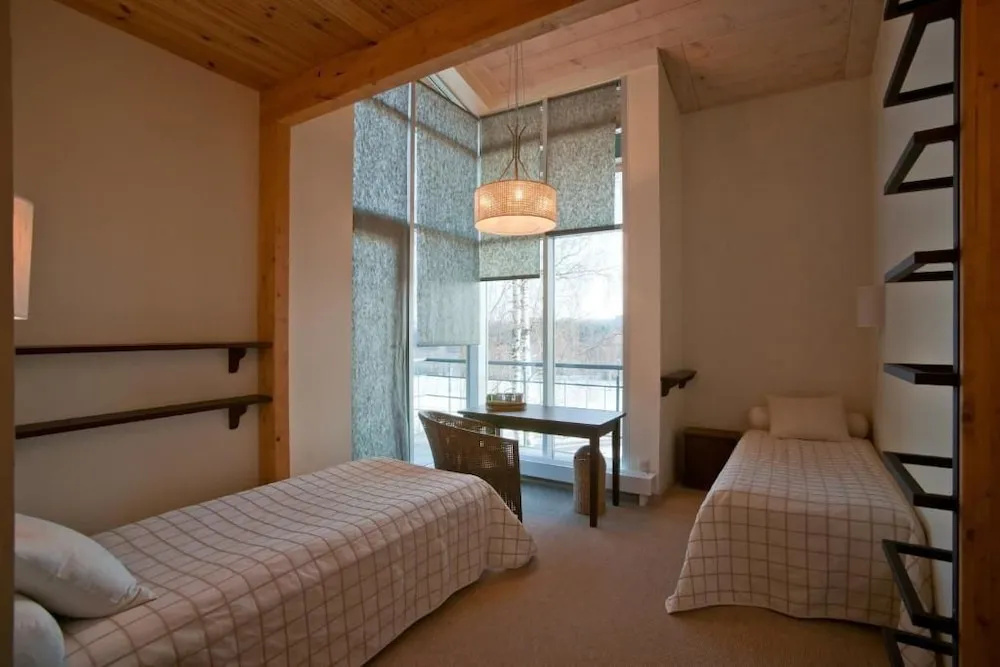 Economy Double room with view (twin beds)