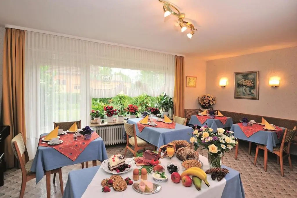 Hotel Pension Heidi - Chambres