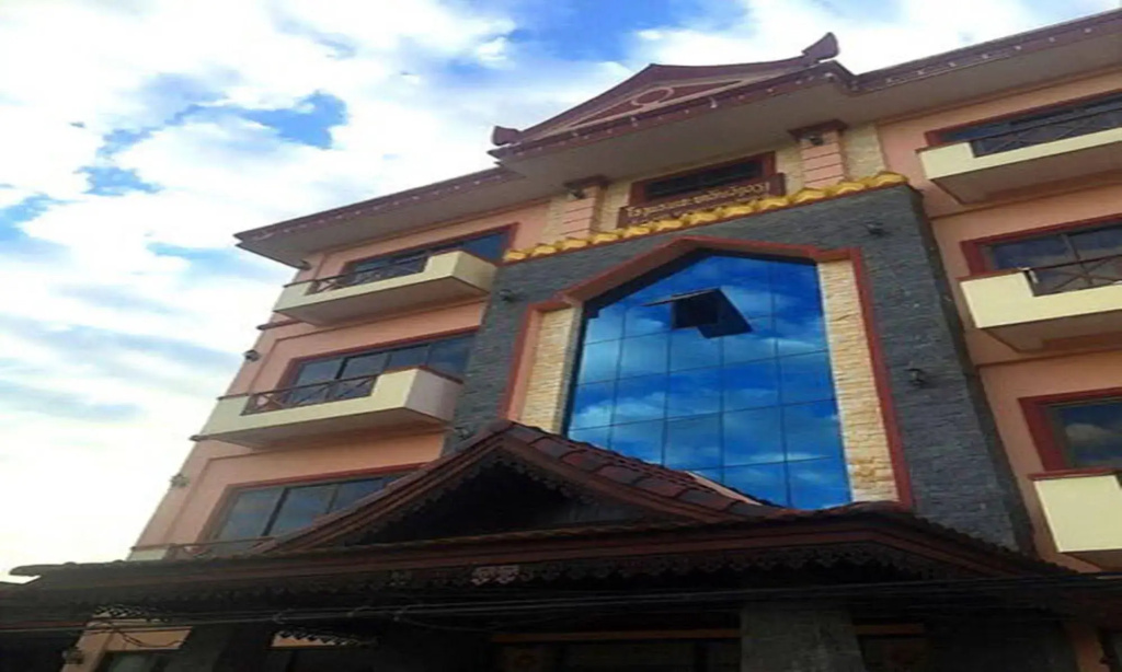 Savanh Vangvieng Hotel