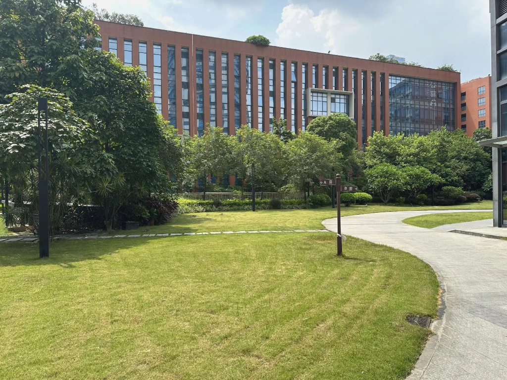 Vienna Hotel(Shunfengshan Park, Shunde)