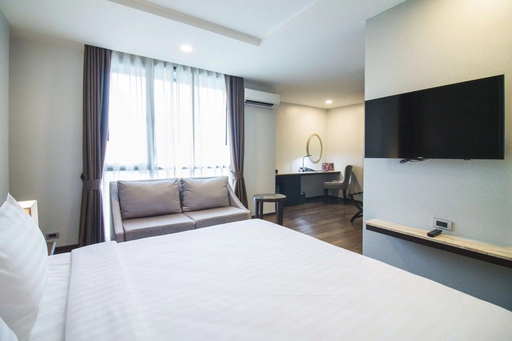 SureStay Plus Hotel by Best Western Sukhumvit 2 — фото