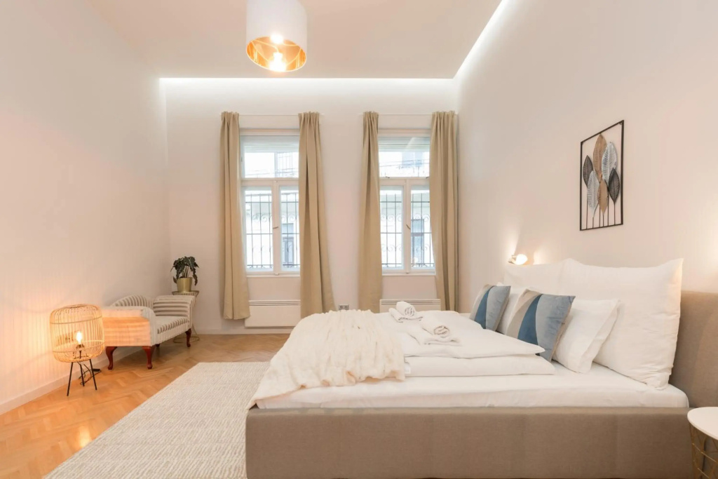 Space and Elegance in The Heart of Budapest
