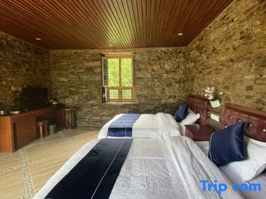 Standard room with view