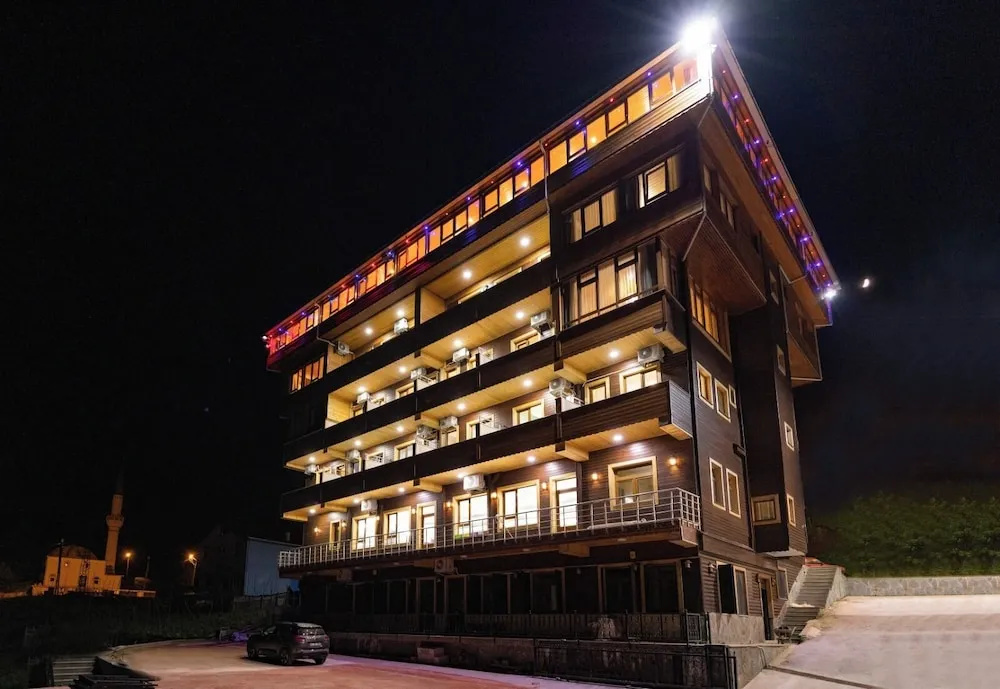 Avulot Mountain Resort Hotel