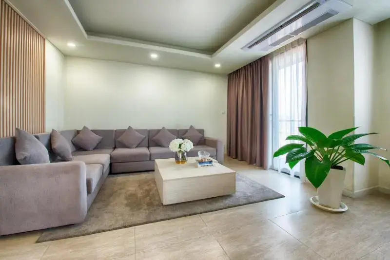 Deluxe Double room with balcony (full double bed)
