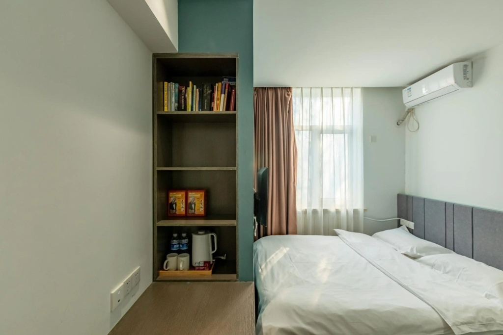 Dragon King Hostel — 2