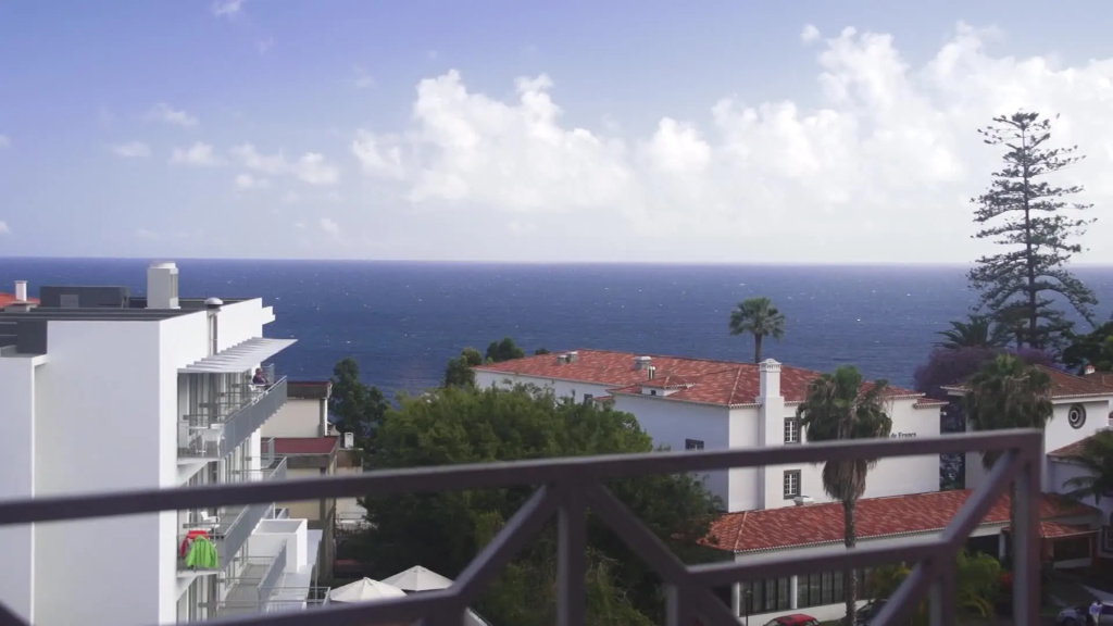 Balcony & Terrace