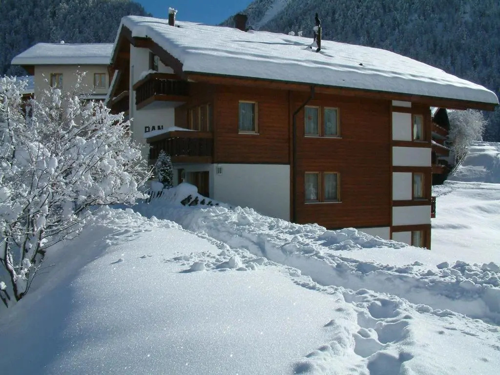 Apartment with mountain view