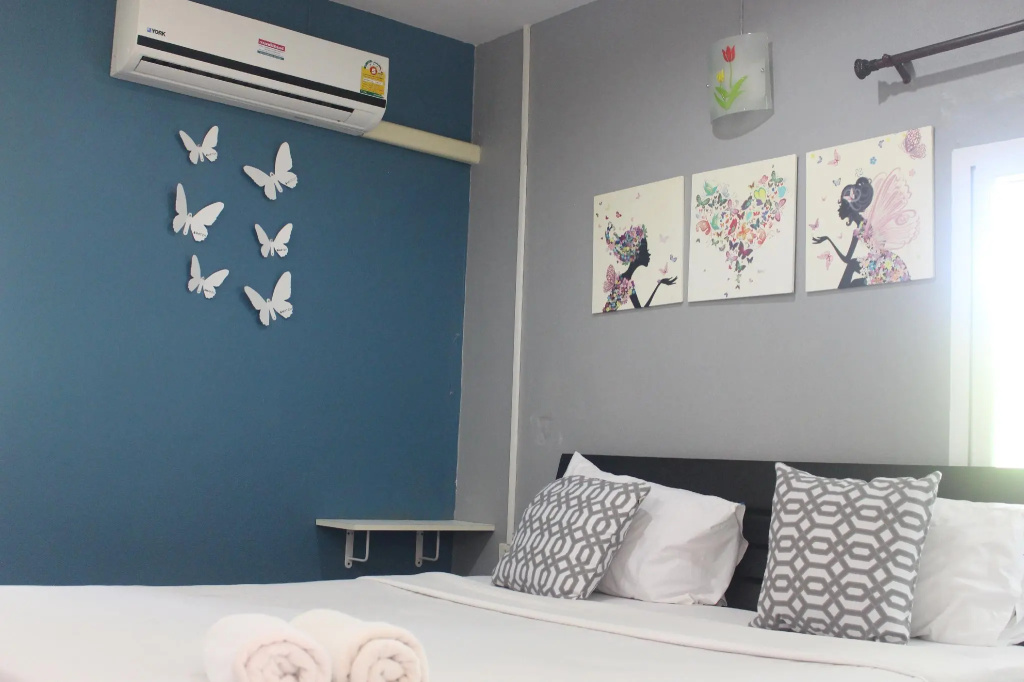 Standard Double room (full double bed)