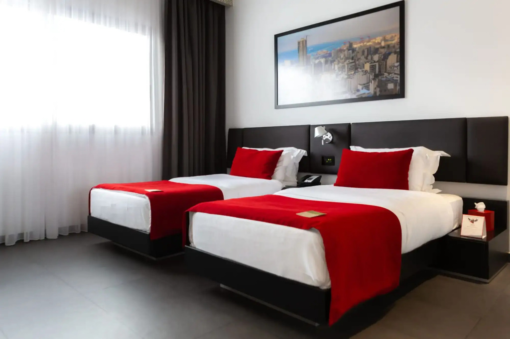 The Smallville Hotel - фото 42