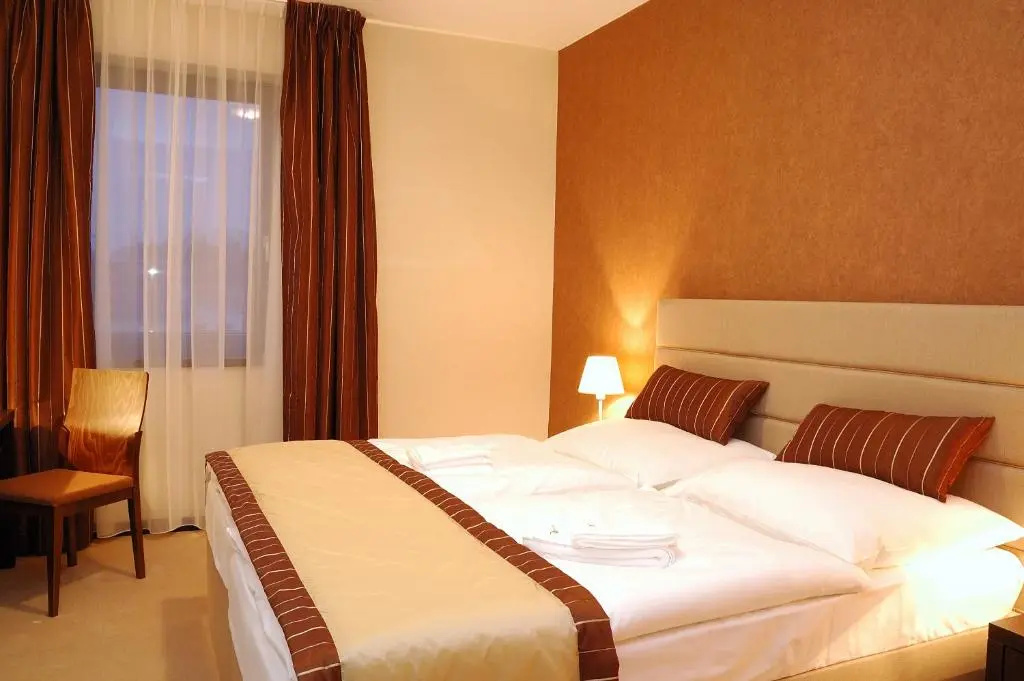 Standard Double room full double bed