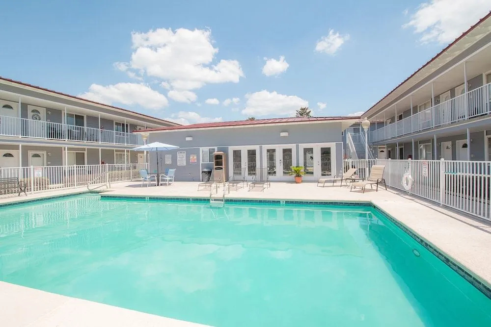 Oak Shores Condominiums - Général