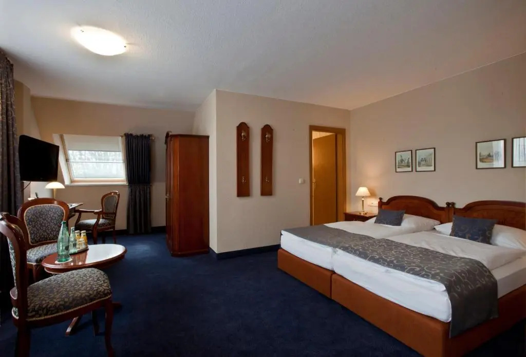 Economy room
