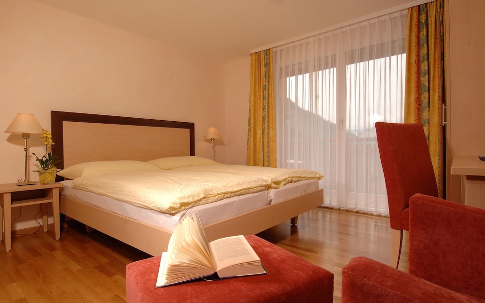 Hotel Viktoria Leukerbad — 3