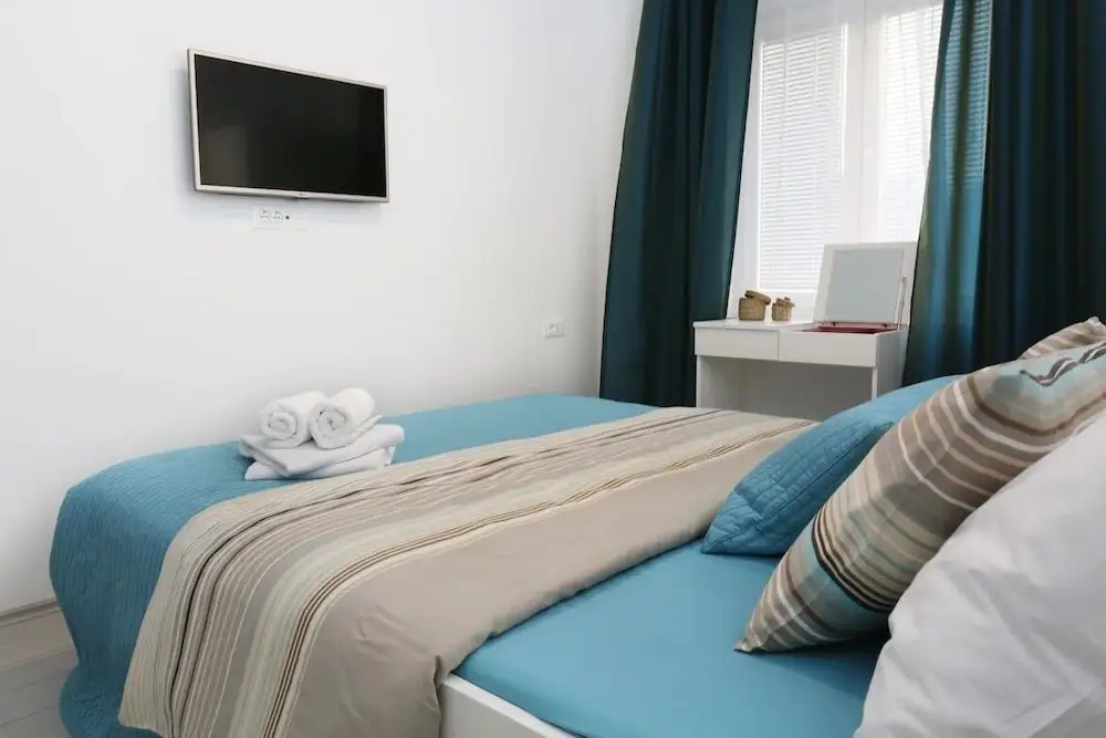 Classic Double Basement room (full double bed)