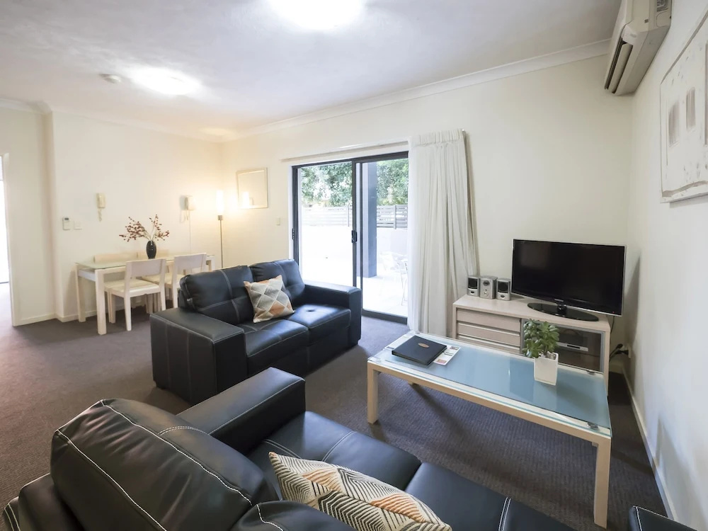 2 Bedrooms Apartment with balcony