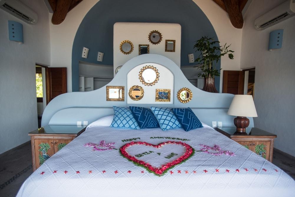 Villa El Murmullo by La Casa Que Canta — 3