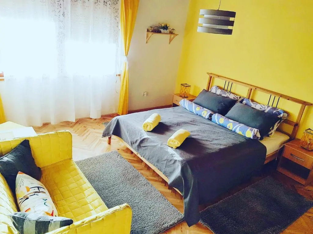 Standard Double room (full double bed)
