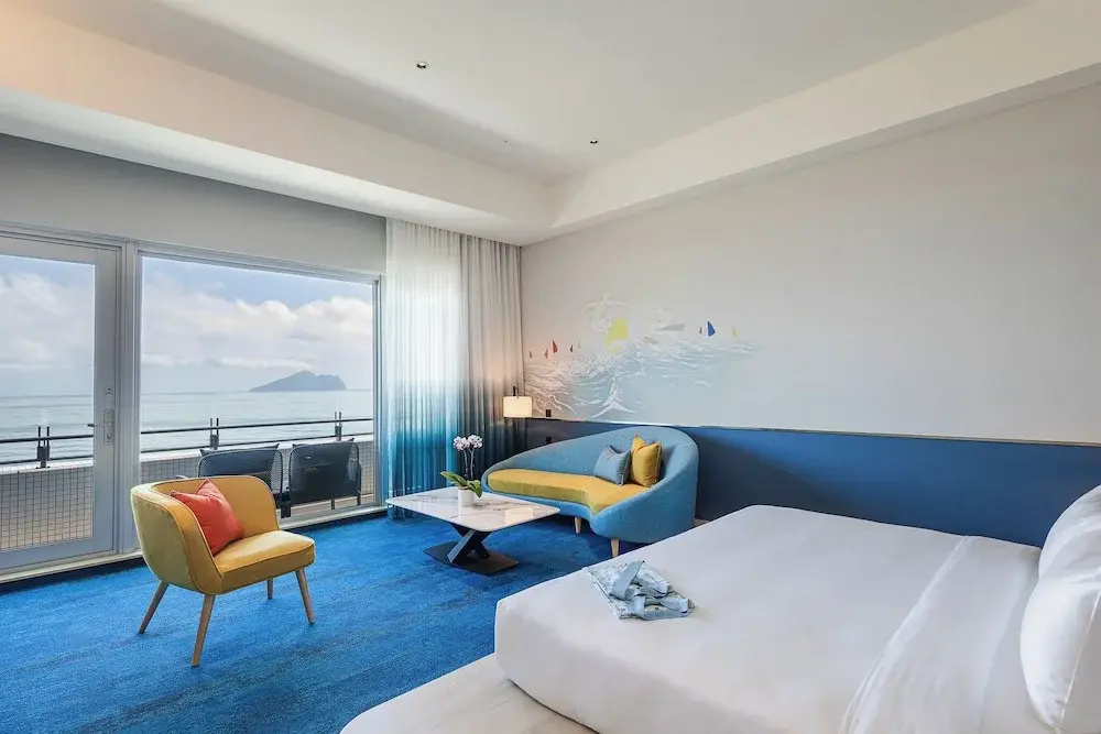Standard Double room with balcony and with ocean view (full double bed)