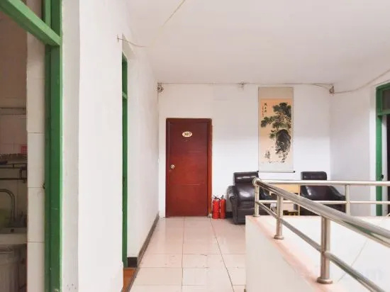 Luohe Yujie Hostel in Luohe