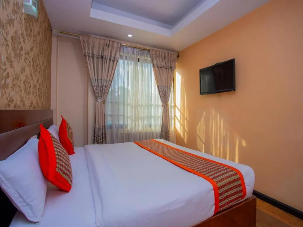 Yellow Pagoda Hotel - Chambres